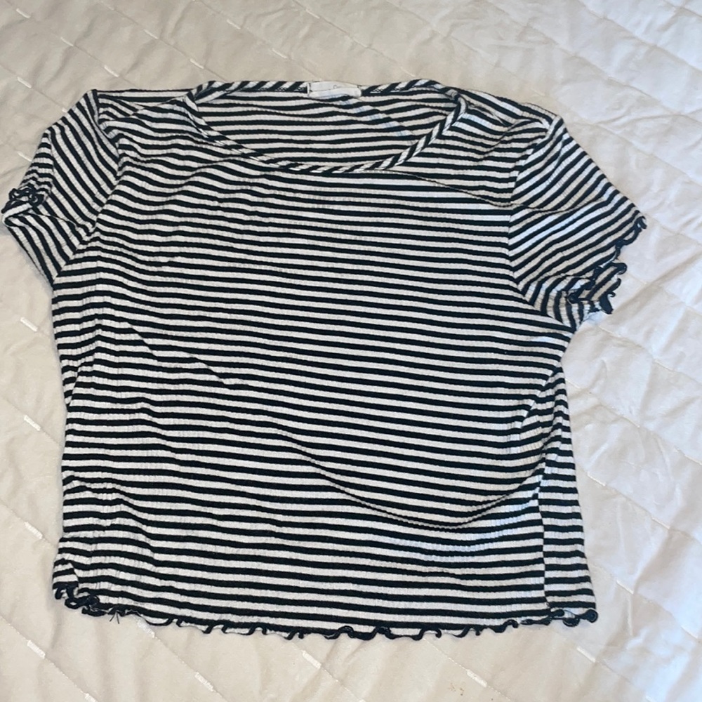 Black and white cropped top.